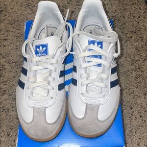 Kids adidas White Sneakers with Navy Stripes and Gum Sole